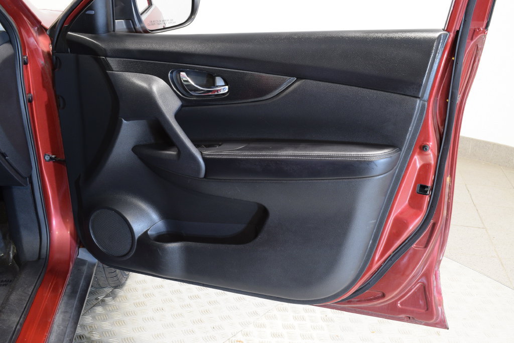 Used 2014 Nissan Rogue SL w/ SL Premium Package AWD/4WD image 33