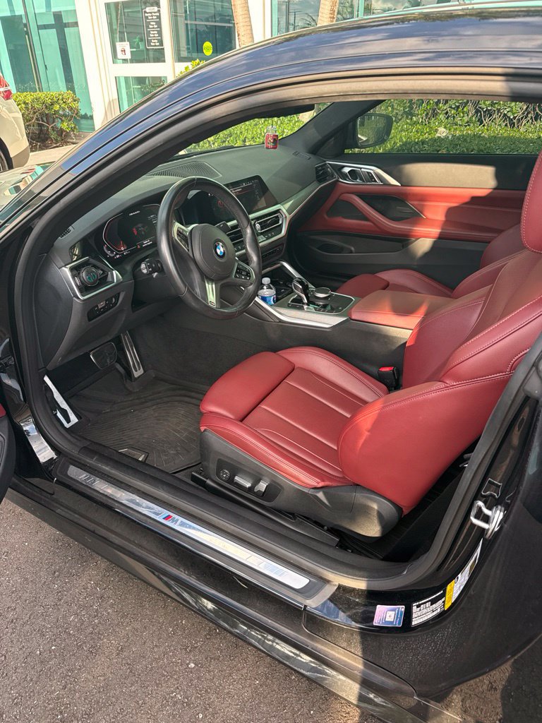Used 2022 BMW M440i Coupe RWD image 3