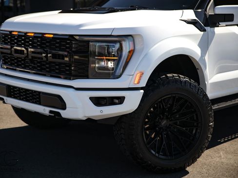 Used 2022 Ford F150 Raptor w/ Equipment Group 801A High AWD/4WD image 5