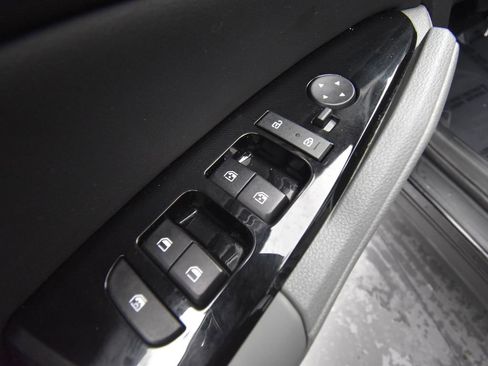 Certified 2023 Kia Sportage X-Line w/ X-Line Premium Package image 13