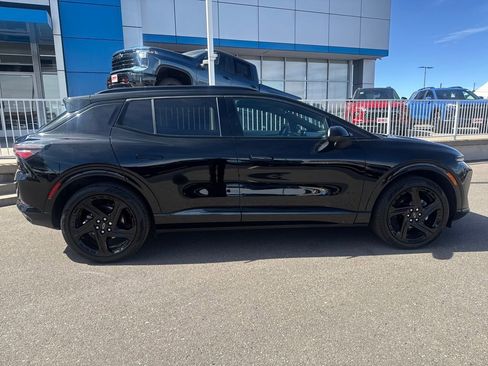 Used 2025 Chevrolet Equinox EV RS image 6