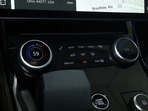 Used 2023 Land Rover Range Rover Sport SE Dynamic image 27