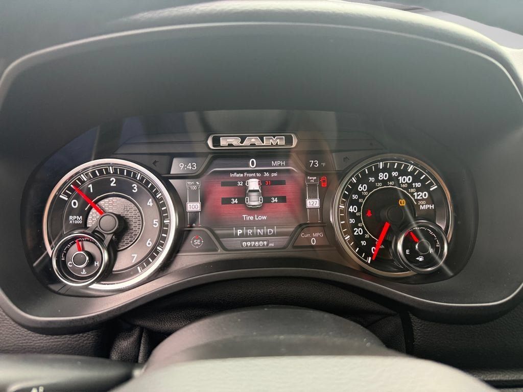 Used 2019 RAM 1500 Big Horn AWD/4WD image 14
