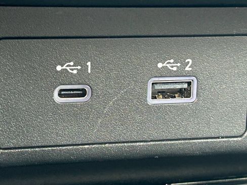 Used 2025 Mitsubishi Outlander 4WD Plug-In Hybrid image 18