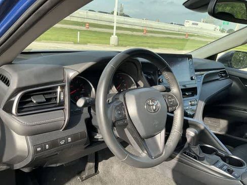 Used 2024 Toyota Camry XSE FWD image 10