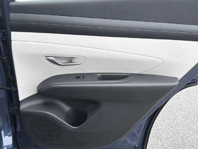 Certified 2026 Hyundai Tucson SE FWD image 19