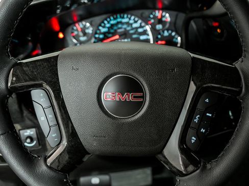 New 2026 GMC Savana 2500 Work Van w/ Driver Convenience Package image 16