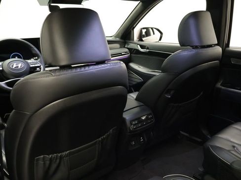 Used 2023 Hyundai Palisade Calligraphy image 19
