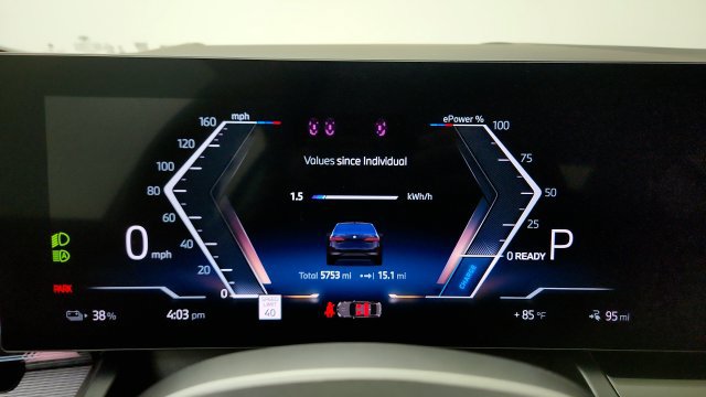 Used 2027 BMW i5 eDrive40 w/ M Sport Package RWD image 61