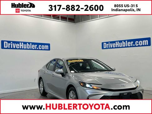Used 2025 Toyota Camry LE FWD image 1