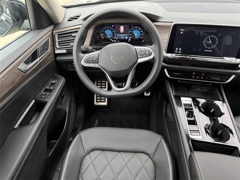 New 2025 Volkswagen Atlas SEL Premium R-Line image 22