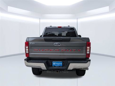 Used 2022 Ford F250 XLT AWD/4WD image 5