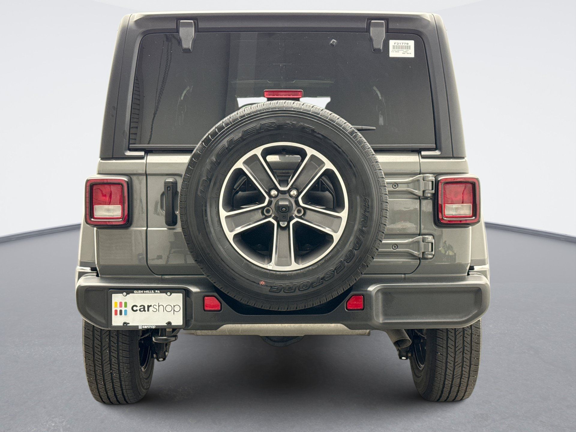 Used 2023 Jeep Wrangler Unlimited Sahara w/ Cold Weather Group AWD/4WD image 4