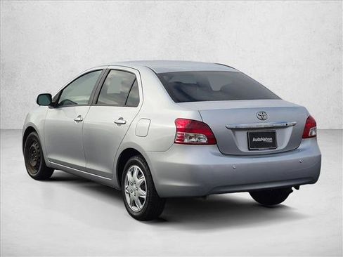 Used 2012 Toyota Yaris Sedan FWD image 8