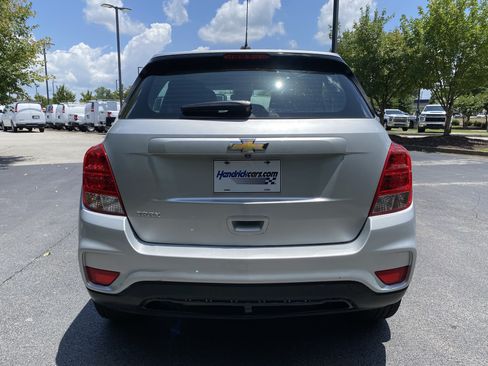 Used 2018 Chevrolet Trax LS FWD image 8