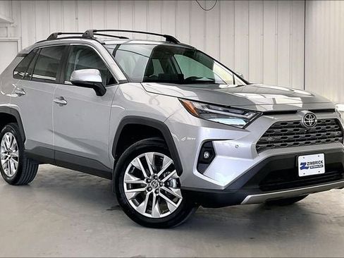 Used 2024 Toyota RAV4 Limited w/ Advanced Technology Package AWD/4WD image 35