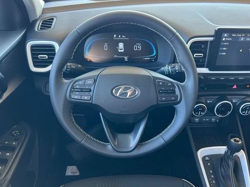 New 2026 Hyundai Venue SEL FWD image 13