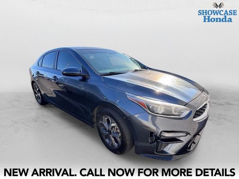 Used 2020 Kia Forte LXS FWD image 6