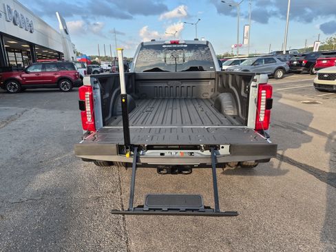 New 2026 Ford F350 King Ranch w/ Chrome Package image 7