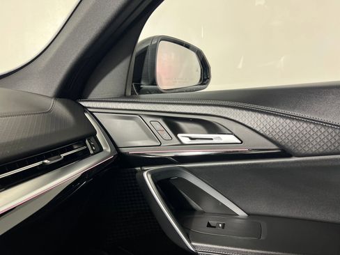 Used 2026 BMW X2 xDrive28i w/ M Sport Package image 31