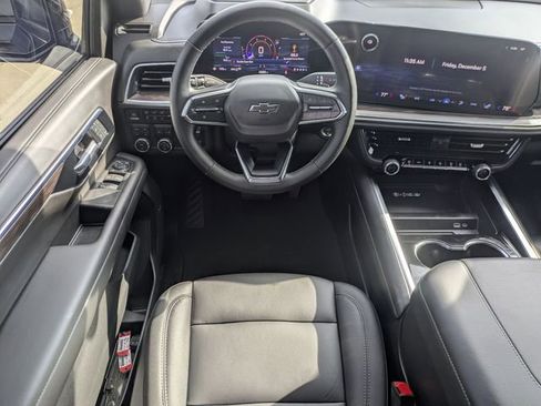 Used 2025 Chevrolet Tahoe Z71 w/ Z71 Off-Road Package image 12