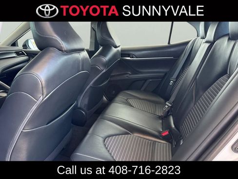 Used 2021 Toyota Camry SE w/ Carpet Mat Package (TMS) FWD image 5