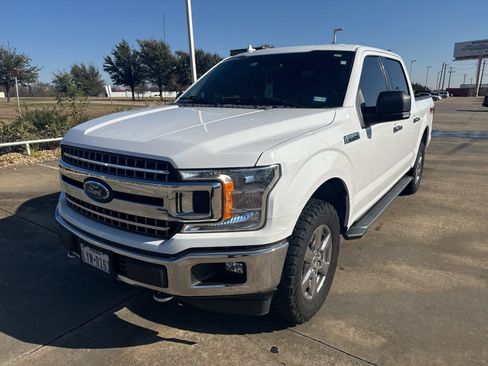 Used 2018 Ford F150 XLT w/ Equipment Group 302A Luxury image 3