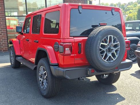 New 2025 Jeep Wrangler Sahara w/ Technology Group image 4