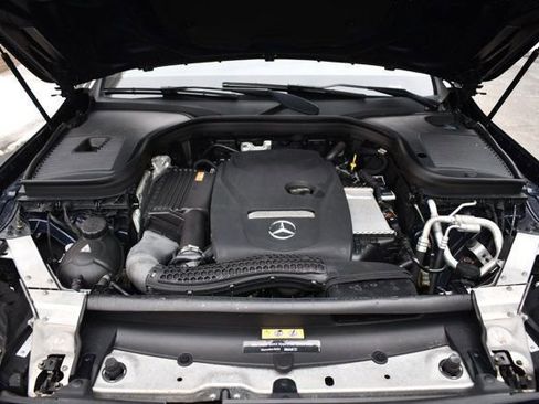 Used 2018 Mercedes-Benz GLC 300 GLC 300 4MATIC SUV w/ Multimedia Package image 47