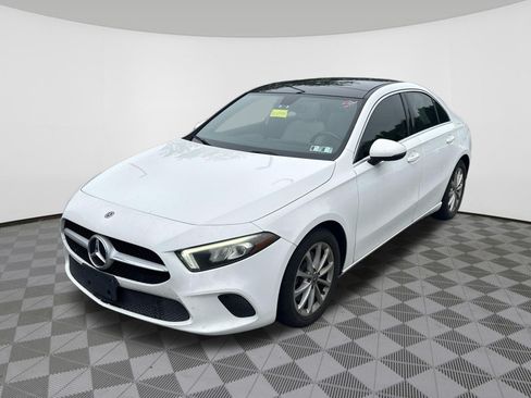 Used 2020 Mercedes-Benz A 220 image 2