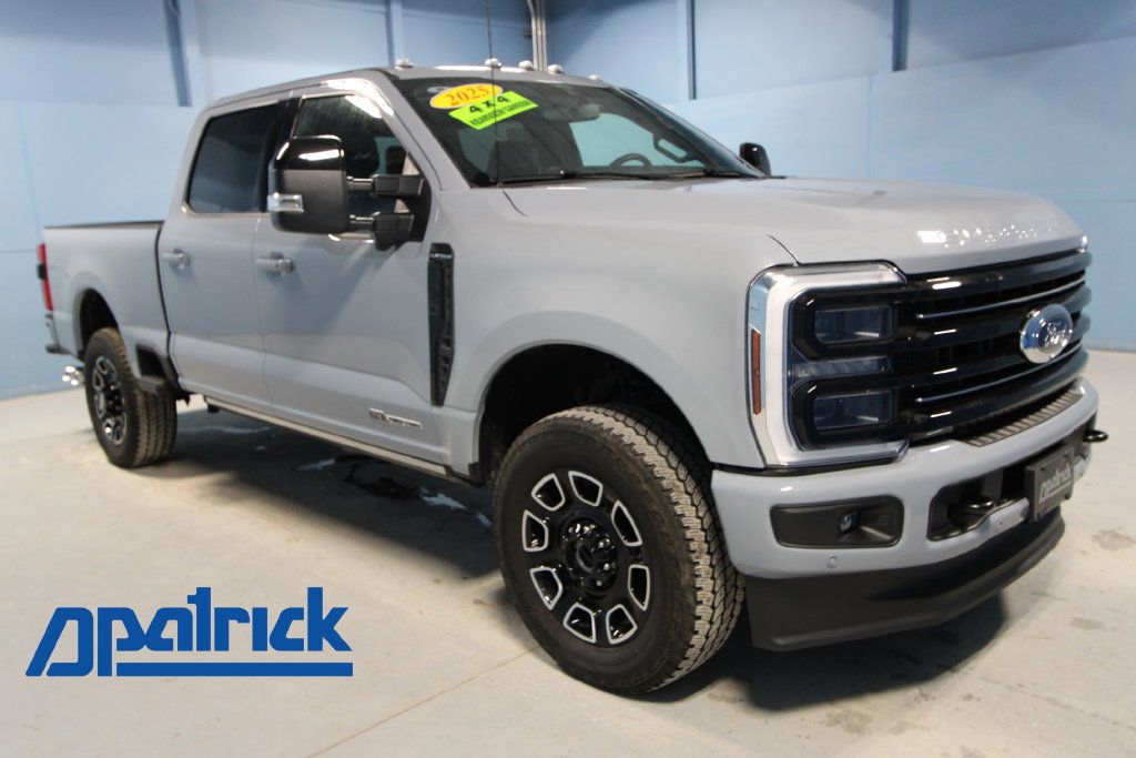 Used 2025 Ford F350 Platinum AWD/4WD image 1