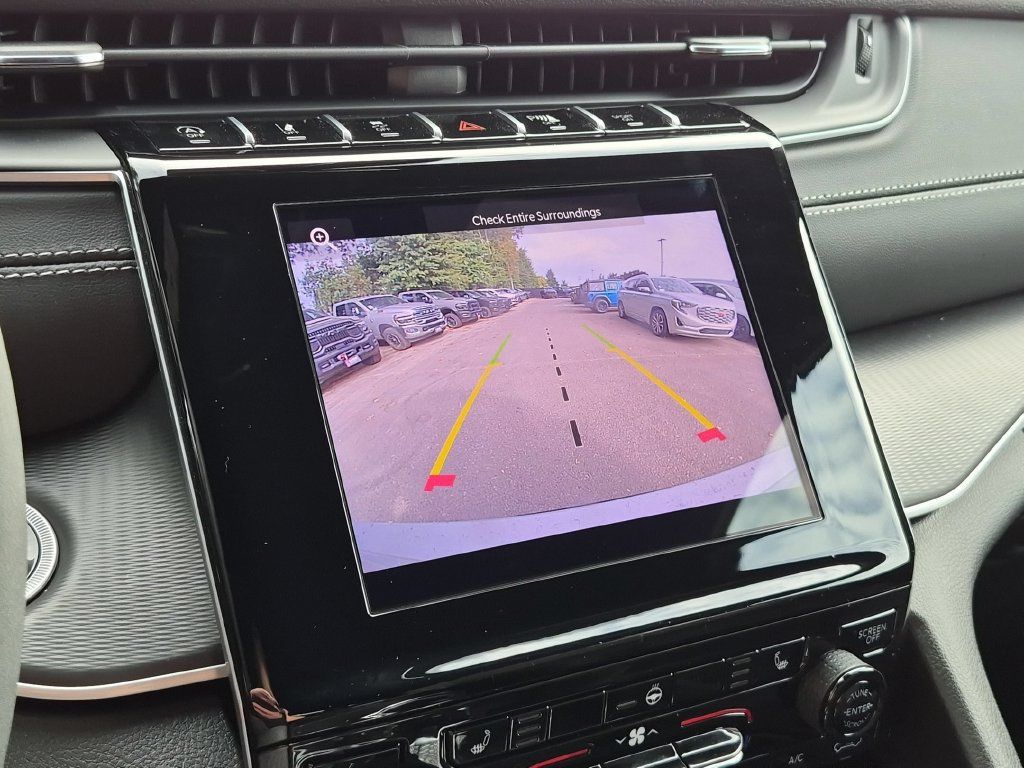Certified 2025 Jeep Grand Cherokee L Laredo w/ Luxury Tech Group I AWD/4WD image 24