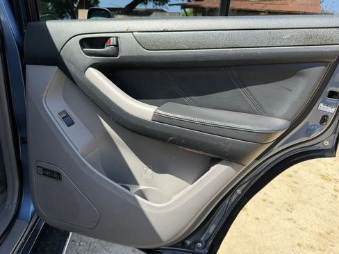 Used 2003 Toyota 4Runner Limited image 17