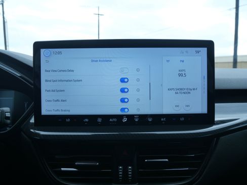 Used 2023 Ford Escape ST-Line w/ Tech Pack #1 image 16