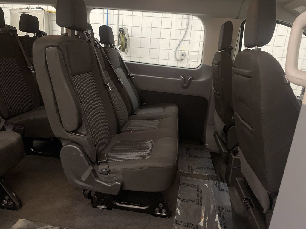 Used 2019 Ford Transit 350 XLT RWD image 16