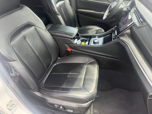 Used 2023 Jeep Grand Cherokee L Limited AWD/4WD image 64