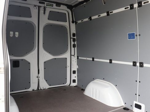 Used 2023 Mercedes-Benz Sprinter 144 Cargo image 37