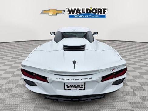 Used 2023 Chevrolet Corvette Stingray Premium Conv w/ Z51 Performance Package RWD image 10