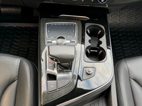 Used 2018 Audi Q7 3.0T Premium Plus image 20