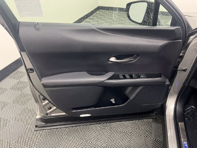 Certified 2022 Lexus UX 250h w/ Accessory Package (Z2) AWD/4WD image 9