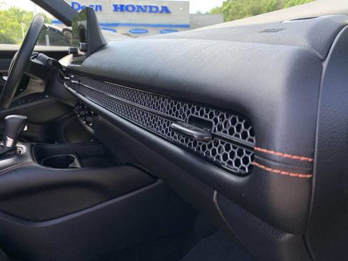 Used 2025 Honda HR-V Sport image 44