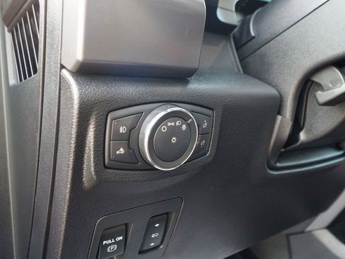 Used 2019 Ford F150 XLT w/ Equipment Group 302A Luxury image 19