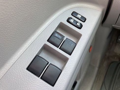 Used 2008 Toyota Highlander Limited AWD/4WD image 26