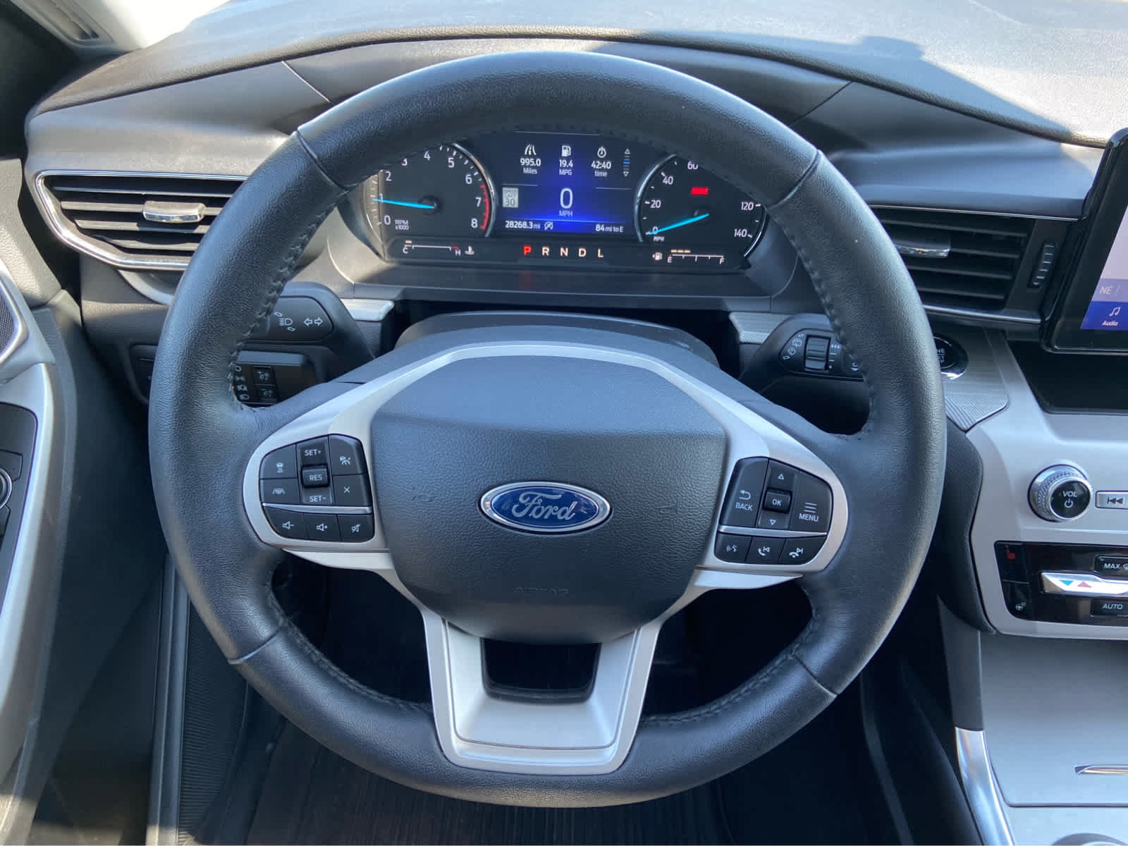 Used 2024 Ford Explorer XLT w/ Equipment Group 202A AWD/4WD image 24