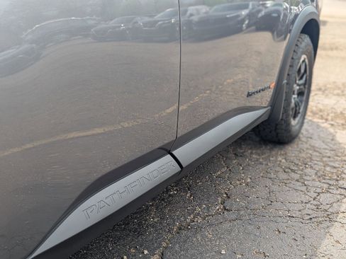 Certified 2025 Nissan Pathfinder Rock Creek AWD/4WD image 17