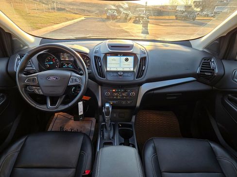 Used 2018 Ford Escape SEL image 16