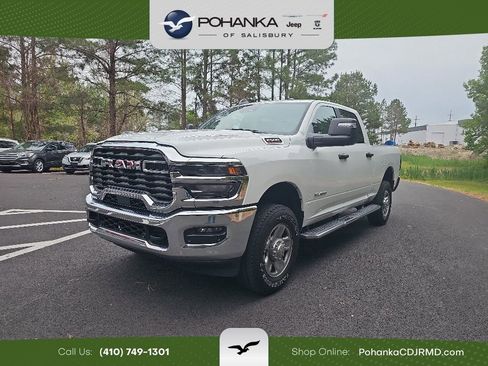 Used 2025 RAM 2500 Big Horn AWD/4WD image 1