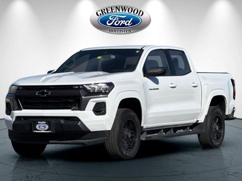 Used 2023 Chevrolet Colorado LT w/ LT Convenience Package image 8