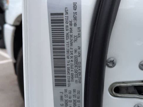 Used 2019 RAM 2500 Laramie w/ Night Edition AWD/4WD image 38