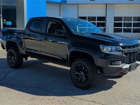 Certified 2022 Chevrolet Colorado ZR2 w/ ZR2 Midnight Special Edition image 2